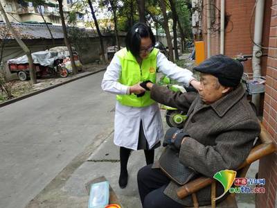 青白江家庭醫(yī)生團隊 58支健康守護(hù)隊，貼心服務(wù)暖萬家